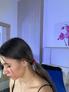 JuliaColemann Chat XXX live
