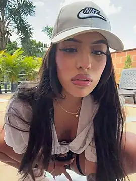MystiqueXXX's Live XXX Chat