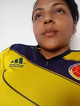 veronica_em1 লাইভ XXX চ্যাট