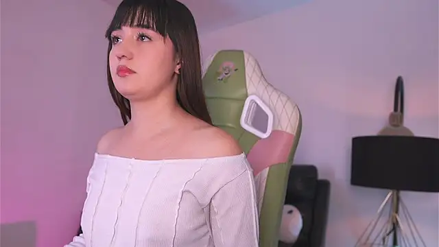 dakotaa_01's Live XXX Chat