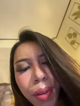 צ'אט XXX בשידור חי של FinestGirlx