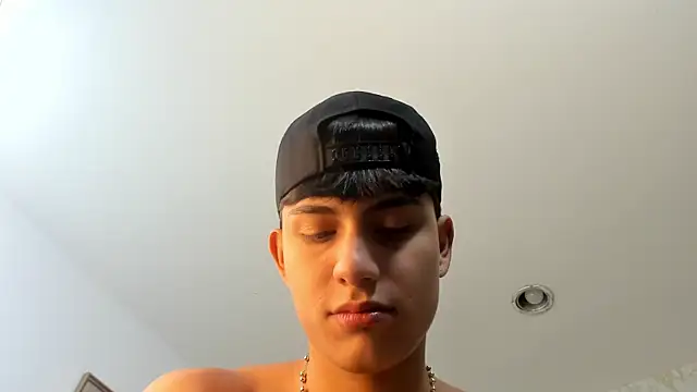 Lander_Cruz Chat XXX in diretta