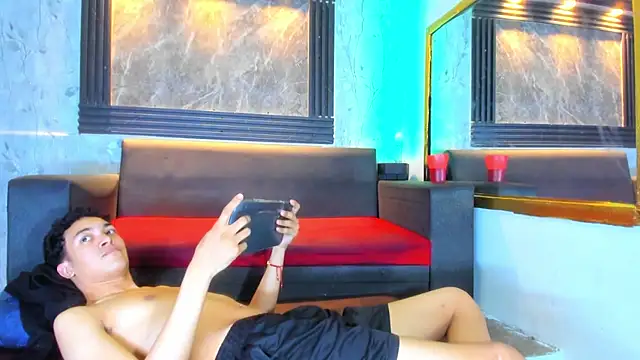 Yeff_26's Live XXX Chat