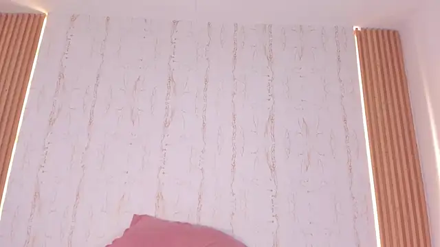 two_milkyway's Live XXX Chat