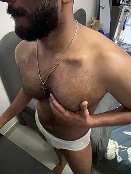 elitesam97 Adlı Modelin Canlı XXX Sohbeti