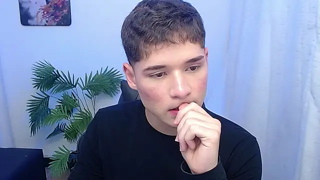 Mattass18 webcam show