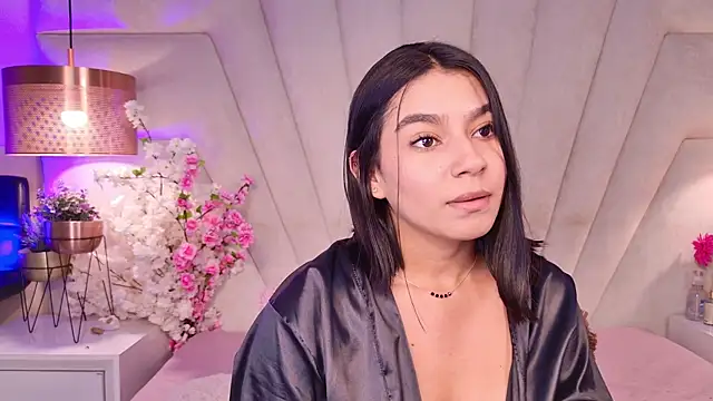 AlyssaRay Adlı Modelin Canlı XXX Sohbeti