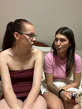 RussianGirls_ Adlı Modelin Canlı XXX Sohbeti