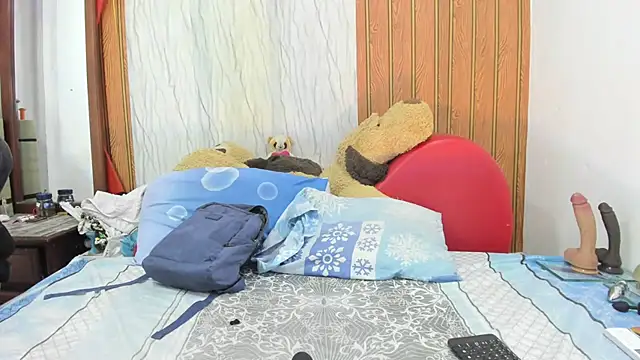 Lunastar02 Adlı Modelin Canlı XXX Sohbeti