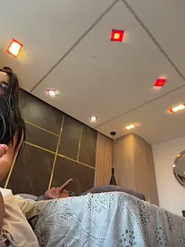 emily-Hornyy's Live XXX Chat
