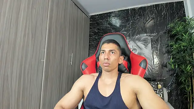Онлайн чат XXX Erik_castle