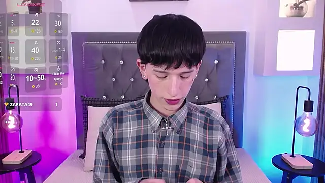 Emo_Boy_ Adlı Modelin Canlı XXX Sohbeti