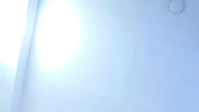 DahianaMoss 即時 XXX 聊天