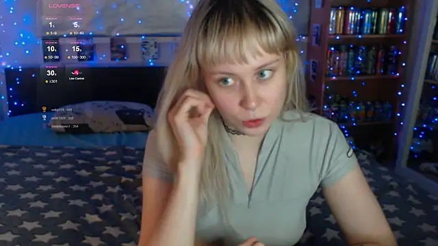 s1lvercherub's Live XXX Chat