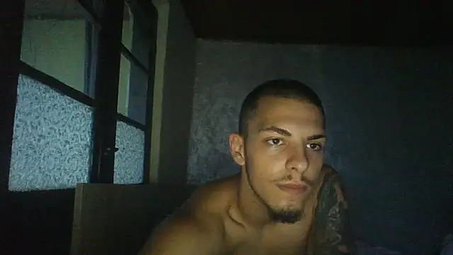 robertmrn112 Live XXX Chat