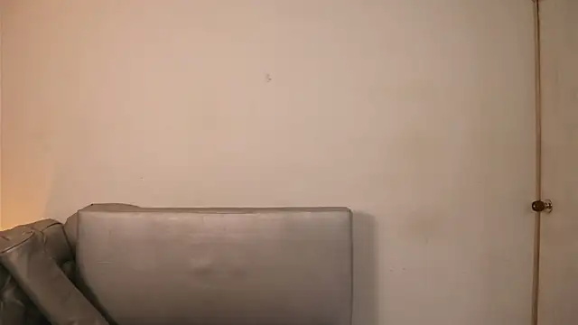 XXX chat uživo modela Velvet_Raze