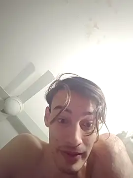 Smelly-Ewan-stinks' Webcam Show