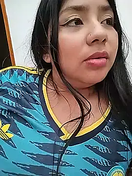 Chat +18 de Amber_Herrera ao vivo