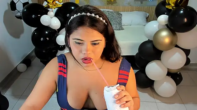 samy_19_'s Live XXX Chat