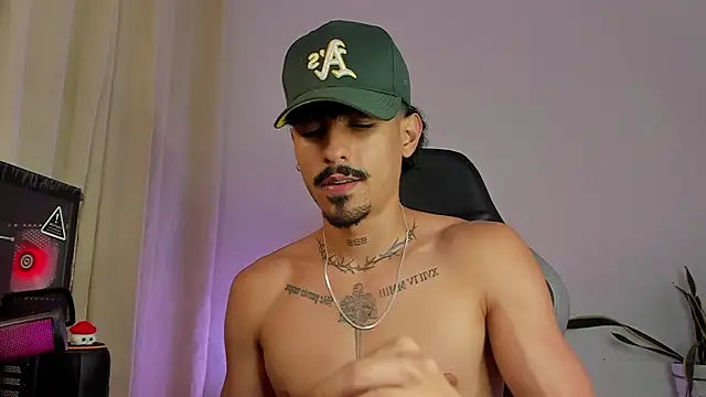 Lukeetaylor Live XXX-chat