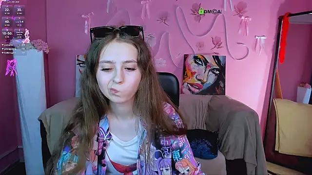 rebecca_smile Adlı Modelin Canlı XXX Sohbeti
