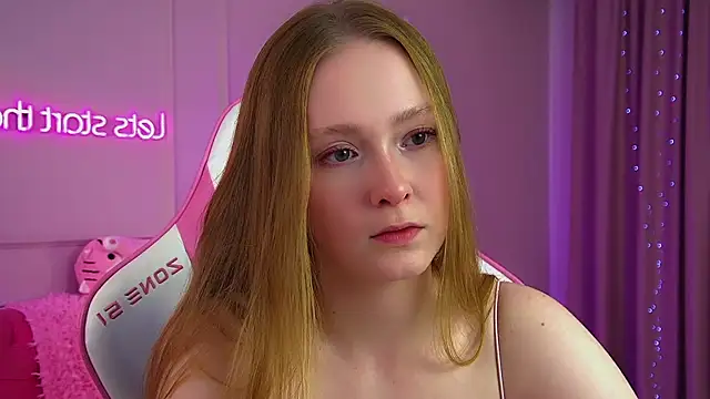 AgataFoxley Live XXX Chat