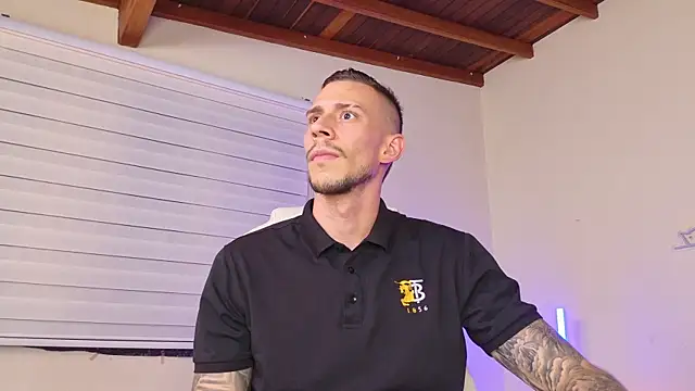 Онлайн чат XXX J_king__