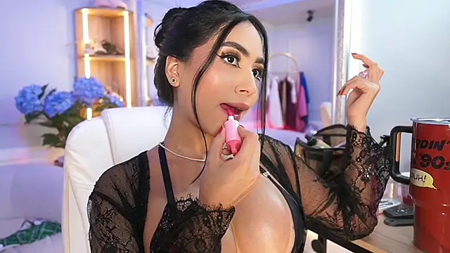 دردشة elasummer الجنسية المباشرة