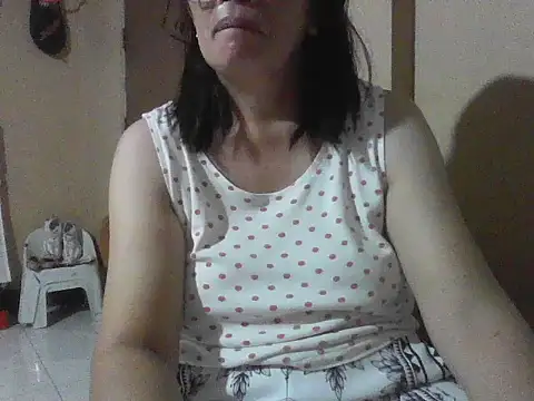 momshe2026 Adlı Modelin Canlı XXX Sohbeti