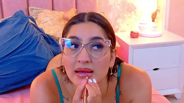 JasmineRhodes' Live XXX Chat