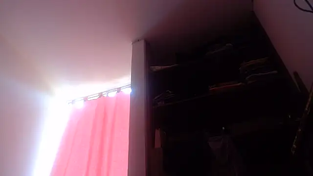 Chat XXX en directo de nicolle_milf1978