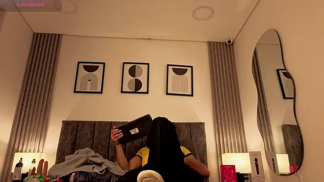 Czat XXX na żywo – Silk_Princee