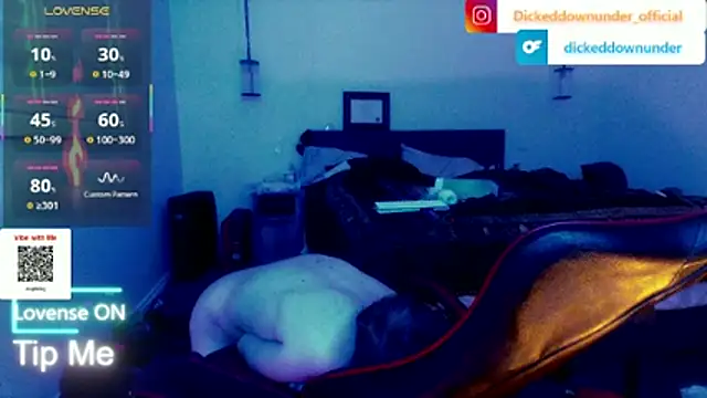 OFFICAL_DICKEDDOWNUNDERn Live XXX chat