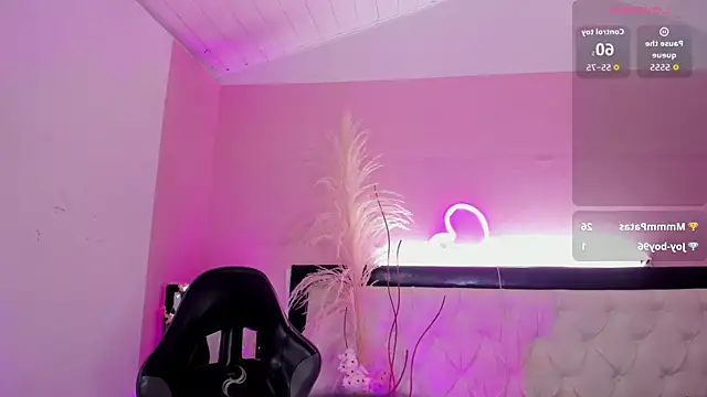 XXX chat uživo modela Julieth_Caandy