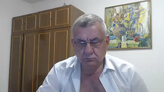 XXX chat uživo modela machomale3