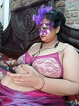 XXX chat uživo modela Tanisha-Chy