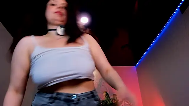 Chat XXX en directo de AlbaLimory