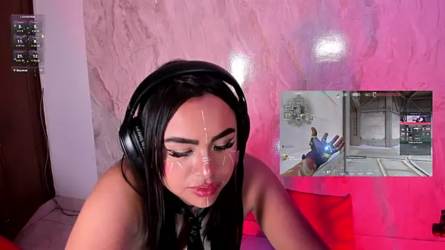 Alice_Roys Adlı Modelin Canlı XXX Sohbeti