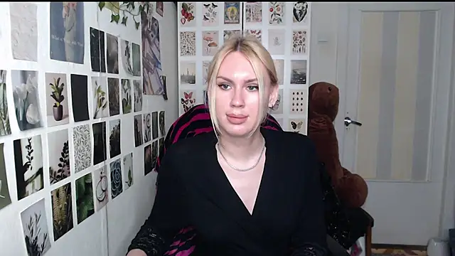 CapriScorpion live XXX chat