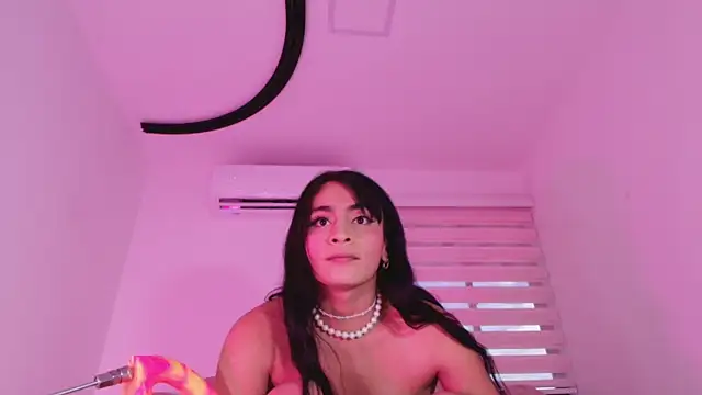 Malaia_thompson_'s Live XXX Chat