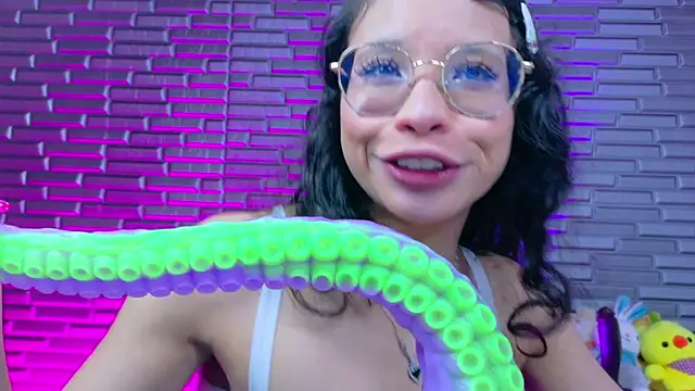 Giaa_rossi – Naživo XXX chat