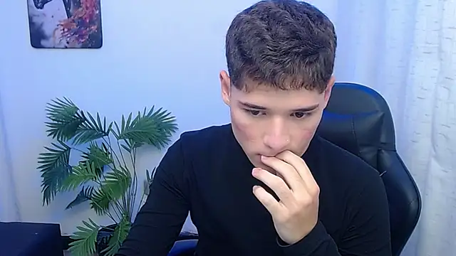 عرض كام Mattass18