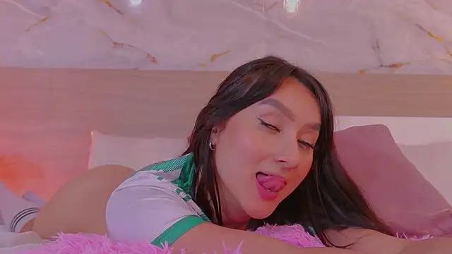แชท XXX สดของ NinaGarcia