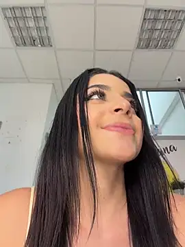 Chatroom XXX en direct de ArieliciousXXX