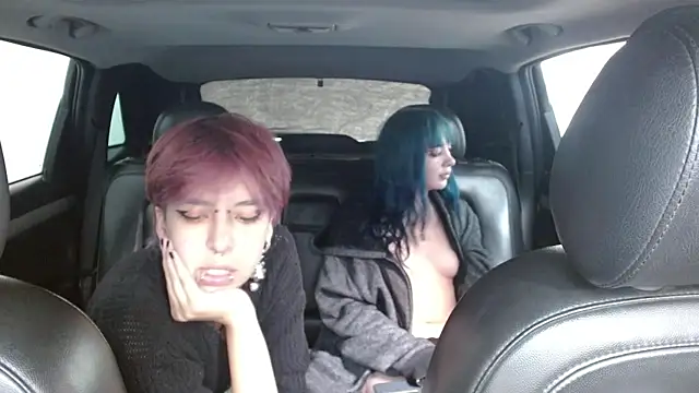 Madewithhell live XXX chat