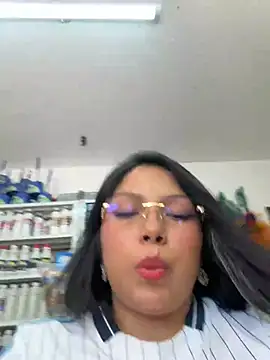 Chat +18 de ISABELLA__LUNA ao vivo