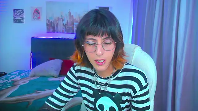 goth_minerva – Live XXX-chat