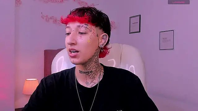צ'אט XXX בשידור חי של Luci_Rose