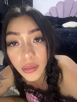 Chatroom XXX en direct de DAKOTA_SAKURA