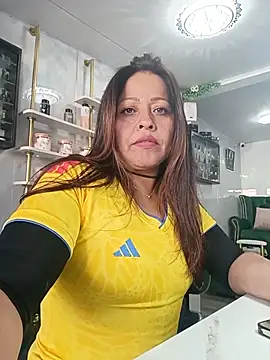 katialatimaecha's Live XXX Chat